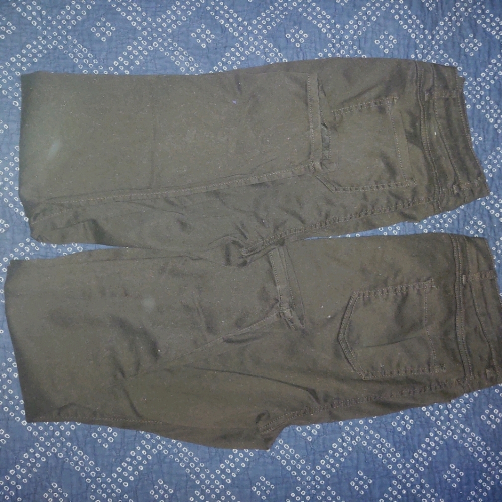 2 pr avenue skinny pants
